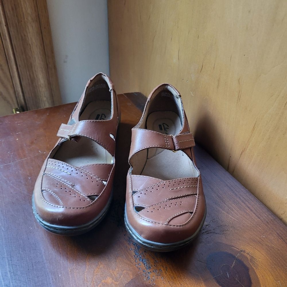 NEW Clark's Leather Mary Jane Flat - 8.5 W